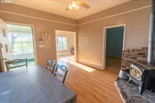 724 N Main St, Brownsville, OR 97327 - Photo 16