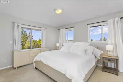 1674 Fircrest Dr, Lake Oswego, OR 97034 - Photo 14