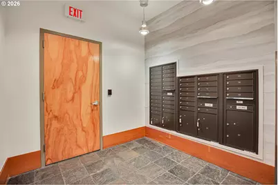 821 NW 11th Ave #609, Portland, OR 97209 - Photo 34