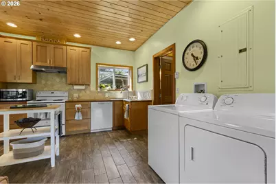 22312 Sandridge Rd, Long Beach, WA 98631 - Photo 10