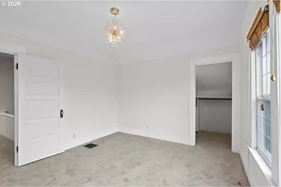 725 NE 79th Ave, Portland, OR 97213 - Photo 32