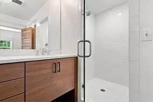 6325 NE 7th Ave, Portland, OR 97211 - Photo 22