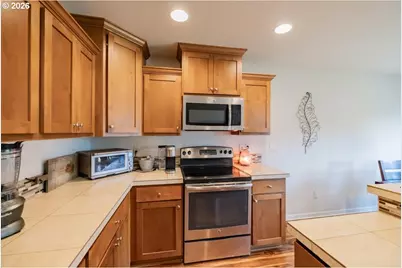 2952 Persimmon Way, Albany, OR 97321 - Photo 8