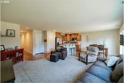 2952 Persimmon Way, Albany, OR 97321 - Photo 2