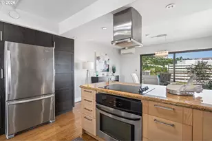 2211 SW 1st Ave, Portland, OR 97201 - Photo 22