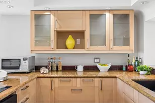 2211 SW 1st Ave, Portland, OR 97201 - Photo 30