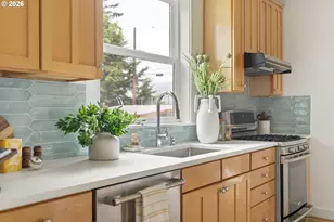 7034 N John Ave, Portland, OR 97203 - Photo 8