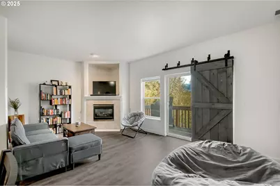 11220 SW Buffalo Pl, Portland, OR 97223 - Photo 6