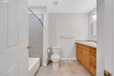 16981 Stanhelma Dr, Gladstone, OR 97027 - Photo 26