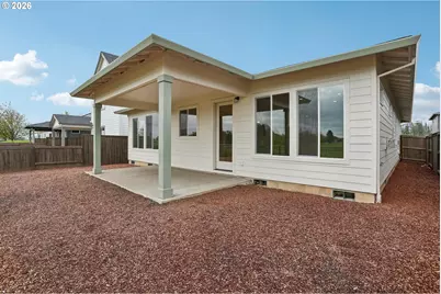 733 Magnolia Ave, Woodburn, OR 97071 - Photo 32