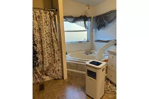 550 S State St, Sutherlin, OR 97479 - Photo 14