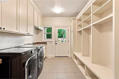 6107 Forest Ridge Dr, Springfield, OR 97478 - Photo 12