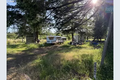 58486 Rodgers Dr, Coquille, OR 97423 - Photo 1