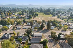 1219 Taney St, Eugene, OR 97402 - Photo 32