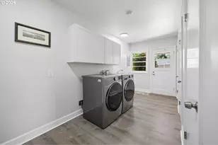 9317 N Calhoun Ave, Portland, OR 97203 - Photo 32