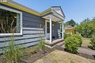 9317 N Calhoun Ave, Portland, OR 97203 - Photo 6