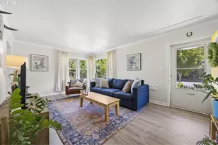 9317 N Calhoun Ave, Portland, OR 97203 - Photo 8