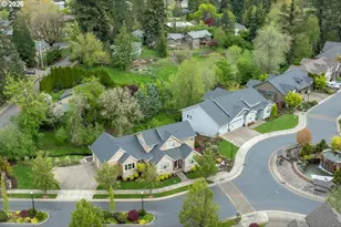 1271 SW Forest Glen Dr, McMinnville, OR 97128 - Photo 4