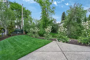 1271 SW Forest Glen Dr, McMinnville, OR 97128 - Photo 40