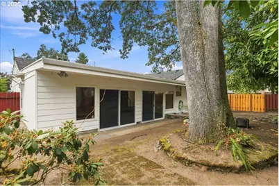410 E Fairfield St, Gladstone, OR 97027 - Photo 26