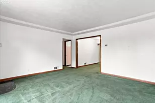 410 E Fairfield St, Gladstone, OR 97027 - Photo 6