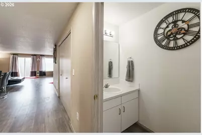 5301 Plomondon St #C12, Vancouver, WA 98661 - Photo 4