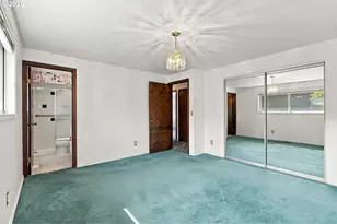 2310 NW 8th Ct, Gresham, OR 97030 - Photo 20