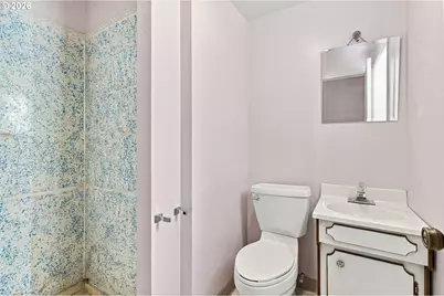 2310 NW 8th Ct, Gresham, OR 97030 - Photo 36