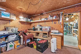 27877 Skinner Ln, Baker City, OR 97814 - Photo 32