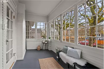 1239 NE Sumner St, Portland, OR 97211 - Photo 4