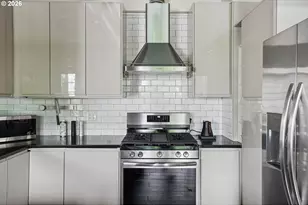 1011 NW Glisan St, Portland, OR 97209 - Photo 20