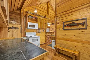 66537 E Mountain Air Dr, Welches, OR 97067 - Photo 10