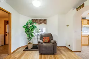 3700 Babcock Ln, Eugene, OR 97401 - Photo 6