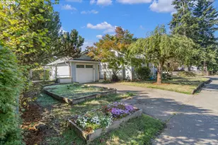 5704 SE Steele St, Portland, OR 97206 - Photo 4