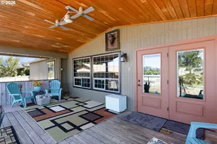 535 SE Parkway Dr, Winston, OR 97496 - Photo 30
