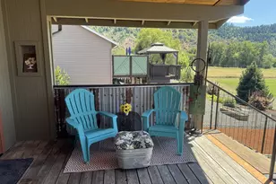 535 SE Parkway Dr, Winston, OR 97496 - Photo 44