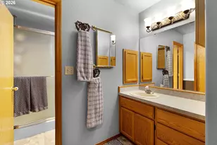 535 SE Parkway Dr, Winston, OR 97496 - Photo 20