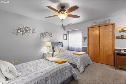 535 SE Parkway Dr, Winston, OR 97496 - Photo 18