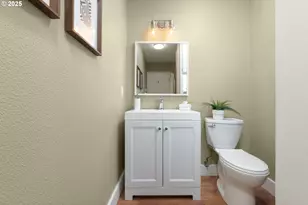 5005 SW Mitchell St, Portland, OR 97221 - Photo 16