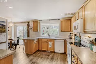 21880 Palisade Pl, Fairview, OR 97024 - Photo 10
