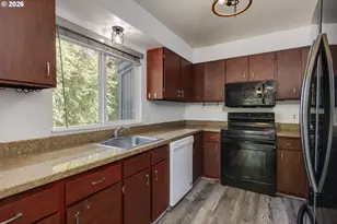 24011 NE Treehill Dr, Wood Village, OR 97060 - Photo 6
