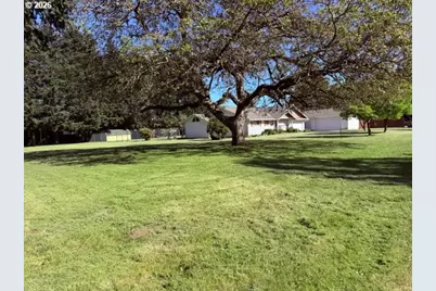 1309 SE 187th Ave, Vancouver, WA 98683 - Photo 2