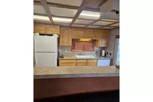 1800 Lakewood Ct, Eugene, OR 97402 - Photo 4