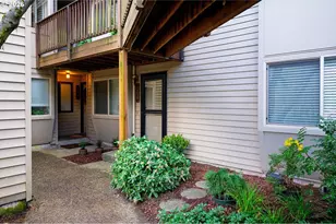 14828 SW 109th Ave, Portland, OR 97224 - Photo 2