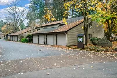 14828 SW 109th Ave, Portland, OR 97224 - Photo 2