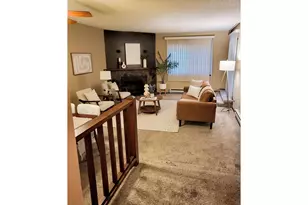 14828 SW 109th Ave, Portland, OR 97224 - Photo 4