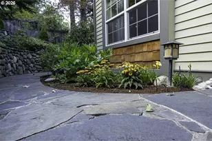 1071 Wildwood Way, Ashland, OR 97520 - Photo 2