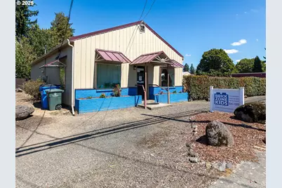 2213 E St, Washougal, WA 98671 - Photo 1