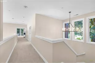 1033 NW Eloise Ln, Portland, OR 97229 - Photo 26