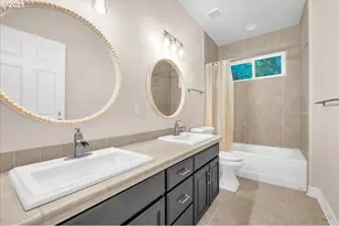 1033 NW Eloise Ln, Portland, OR 97229 - Photo 32